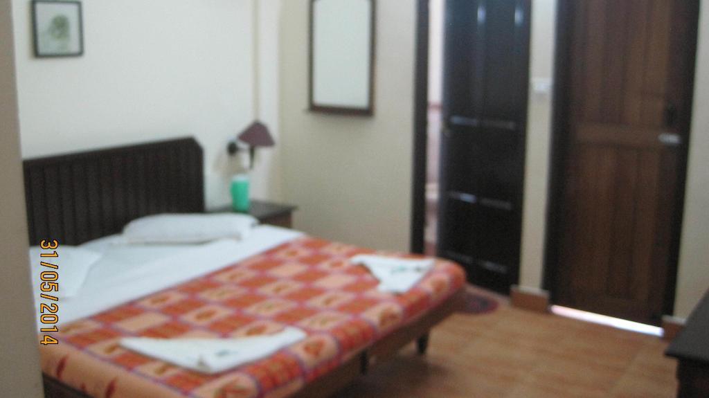 Poopada Hotel Munnar Room photo